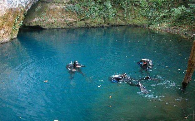 Noc zene za bihac jednu Zene za